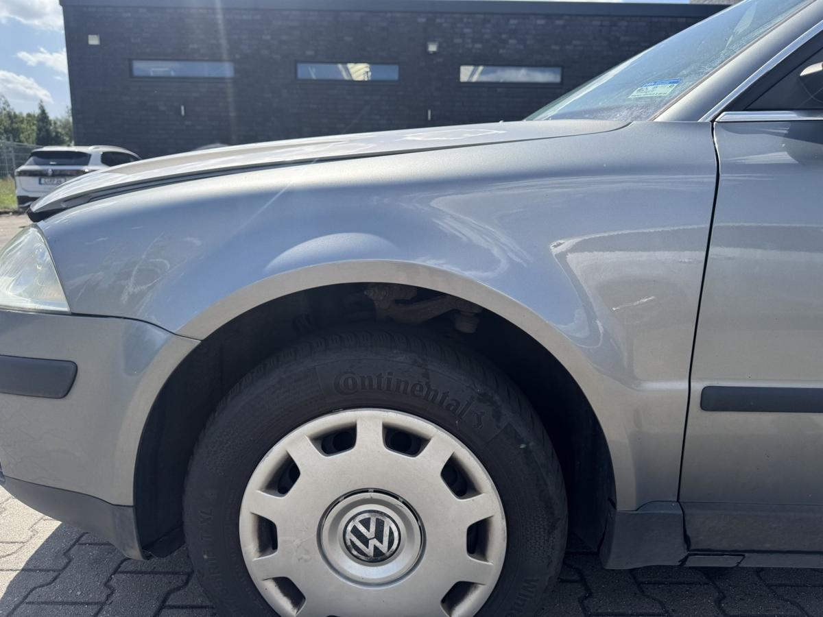 VW Passat 3BG original Kotfl&uuml;gel vorn links Facelift ab Herbst 2003 LD7W Urban Grey Metallic Bj.2004